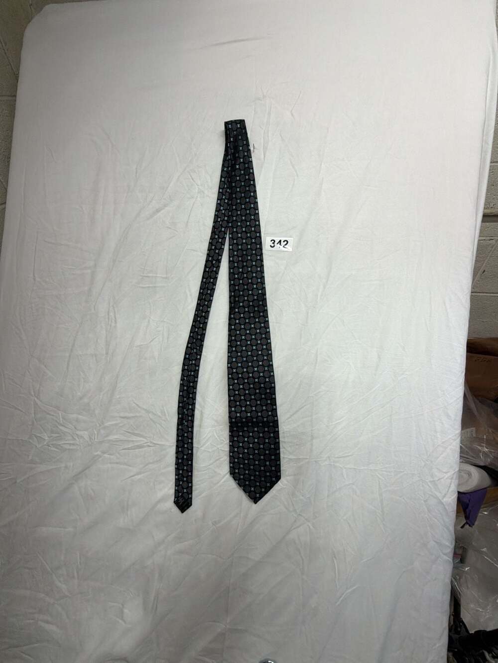 Claiborne Black and Teal Geometric Pattern Silk Necktie